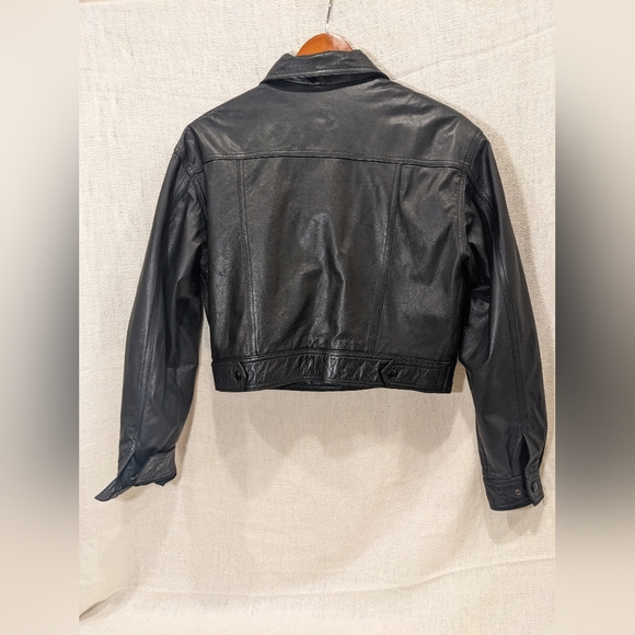 Danier Genuine Leather Vintage Bomber Jacket - Picture 3 of 6